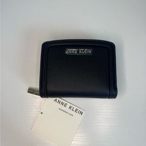 Anne Klein Black Small Wallet Compact Card Holder Coin Purse Classic